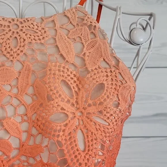 A.Peach crocheted lace halter dress in sunburnt orange Women's Size S - Picture 4 of 12